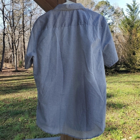 Light Grey Buttondown Shirt with Red Trim New XL - Picture 9 of 9